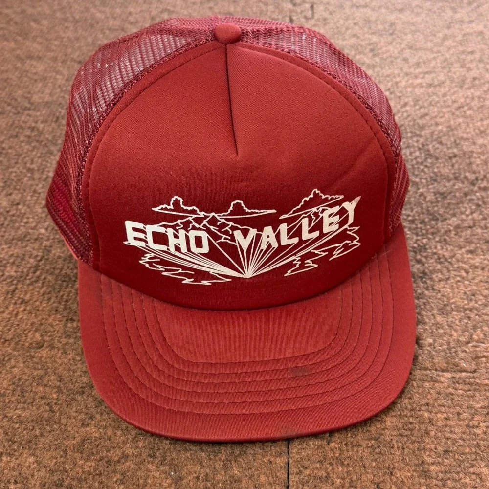 Vintage Sportco Echo Valley Trucker Hat Red Mesh Snapback Mountain Graphic Cap